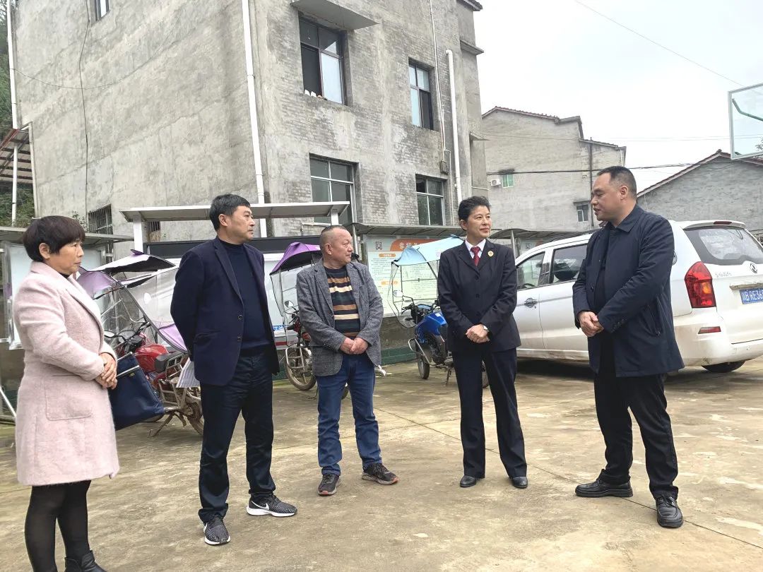 ����ΪȺ�ڰ�ʵ�¡��ƾ��ؼ�쳤����Կ���ϵ����壬Ϊ������˹��׼���ǻ�